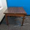 Square wood table (EC3)