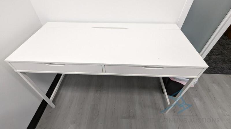 White Ikea Desk (KZ3)