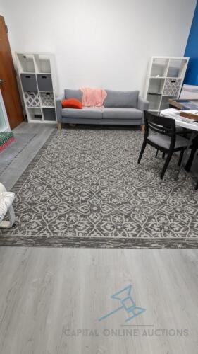 Patterned Grey Rug (KZ9)