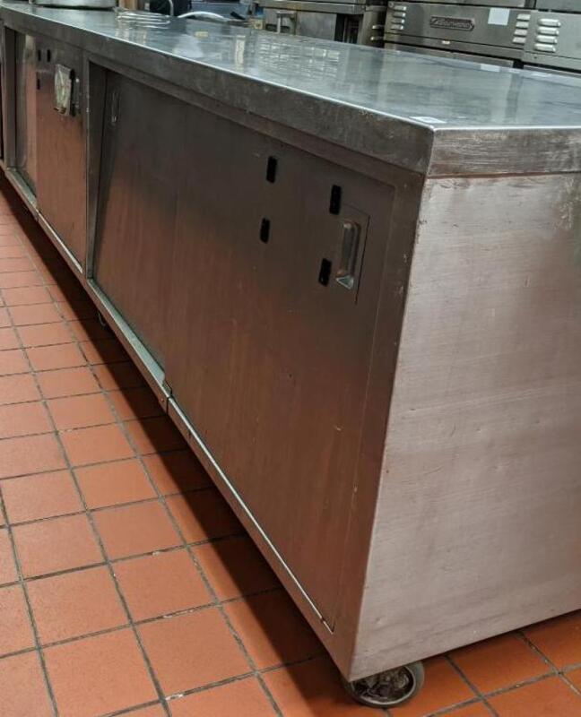 Stainless steel clean plate cabinet