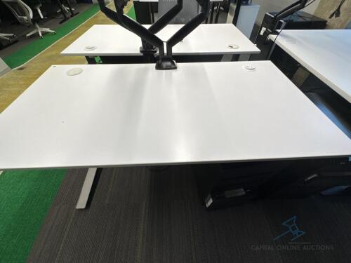 Jarvis High low adjustable desk