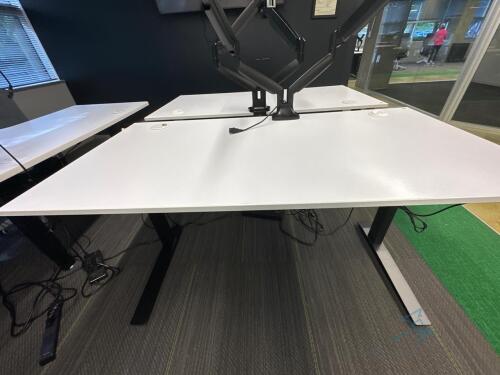 Jarvis High low adjustable desk