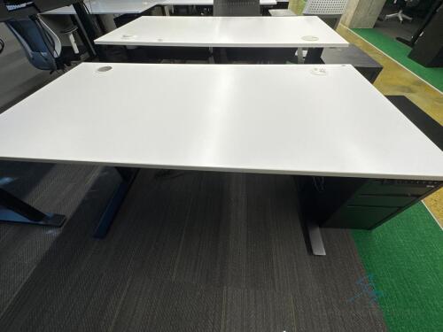 Jarvis High low adjustable desk