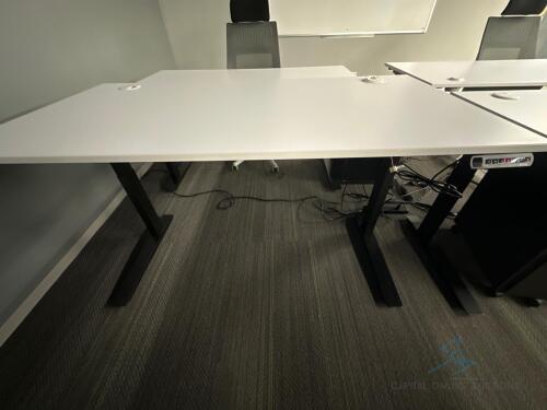 Jarvis High low adjustable desk