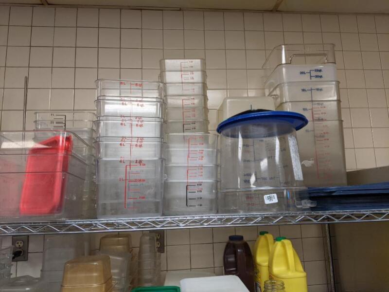 2 shelves of Cambro type containers and lids