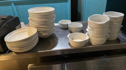 Lot of Dishware