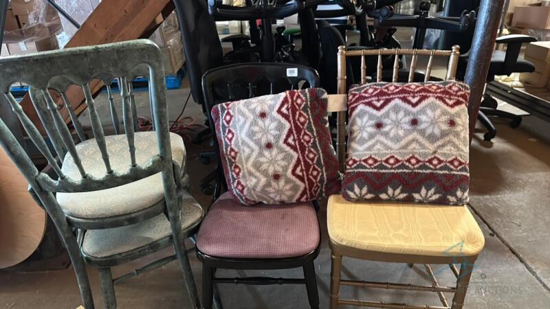 Lot of 4 Assorted Chairs