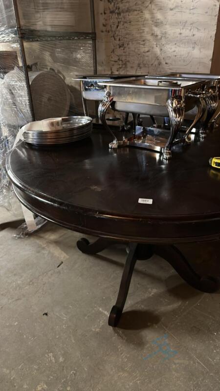 4Ft Round wood table