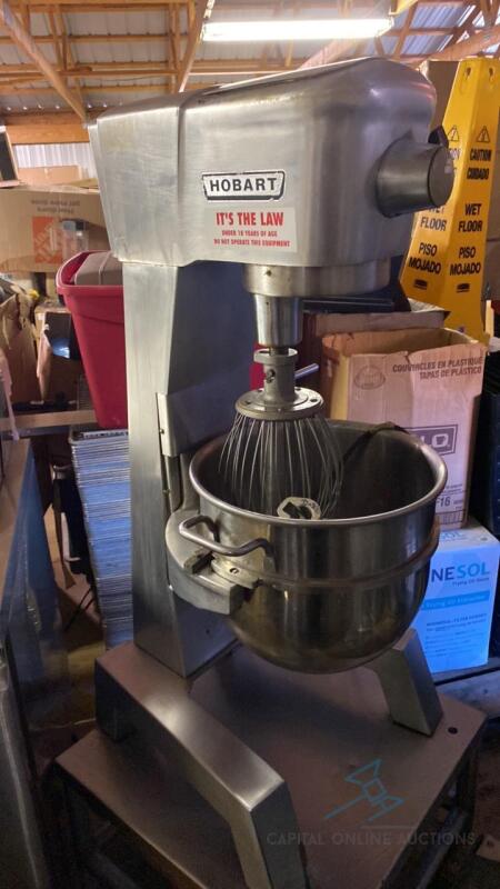 Hobart Deluxe 30 Quart Mixer