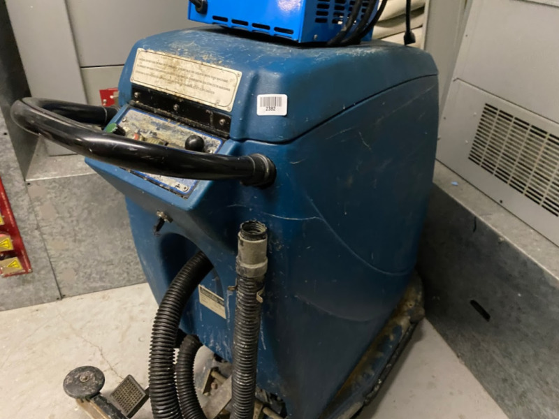 Floor Cleaning Machine