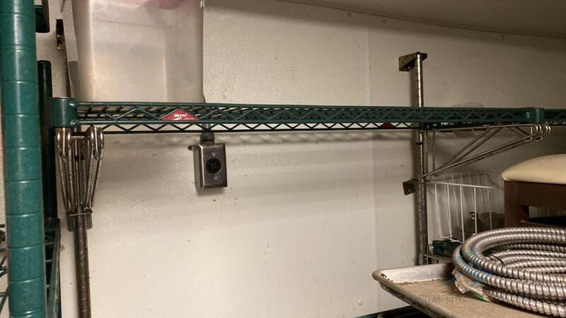 (3) Hanging Shelves