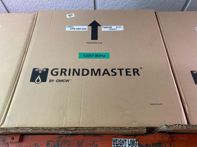 New in Box Grindmaster-UNIC-Crathco Coffee Brewer/Warmer