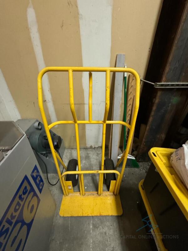 Heavy Duty Hand Truck