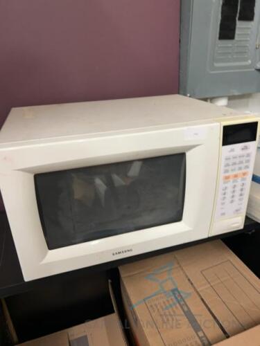 Microwave