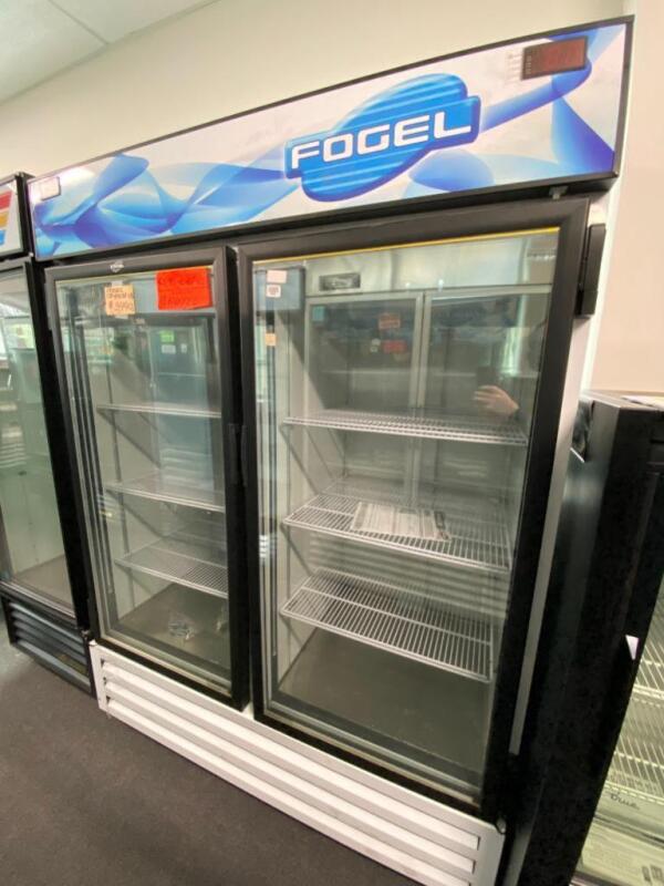 NEW Fogel USA Freezer, merchandiser