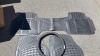 Lot of car mats and steering wheel cover - 3