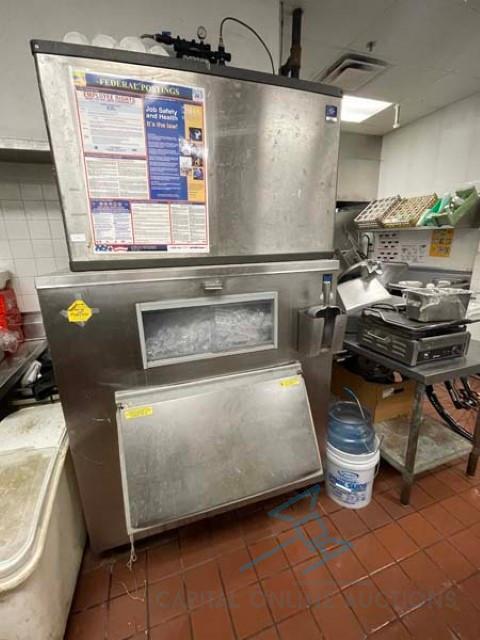 1300+ lb Ice machine with bin and filters