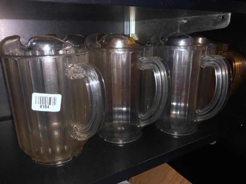 18 Plastic Beverage Pitchers