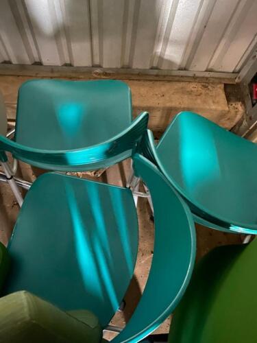 4 Teal/Aqua Chairs on Wheels