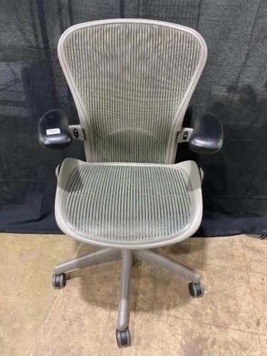 Herman Miller Aeron Chair