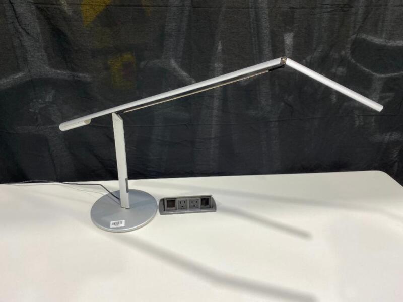 5 Koncept LED Desk Lamps