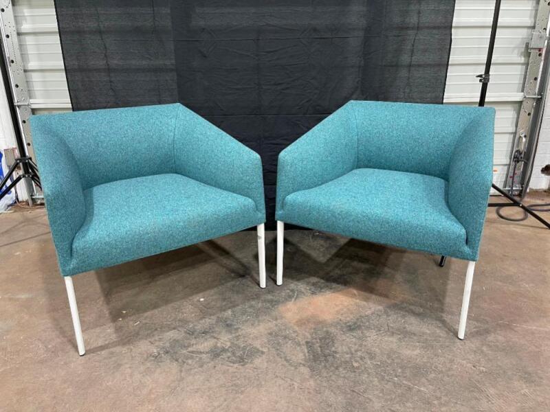 2 Blue Chairs