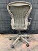 Aeron Chair missing arm rest - 3