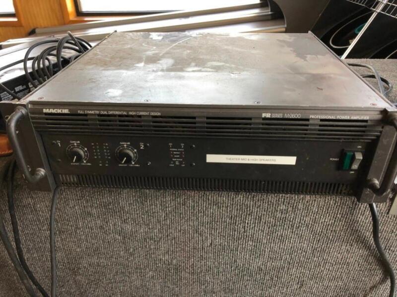 Mackie FR M-2600Amplifier