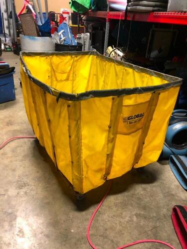 Commercial Laundry Cart