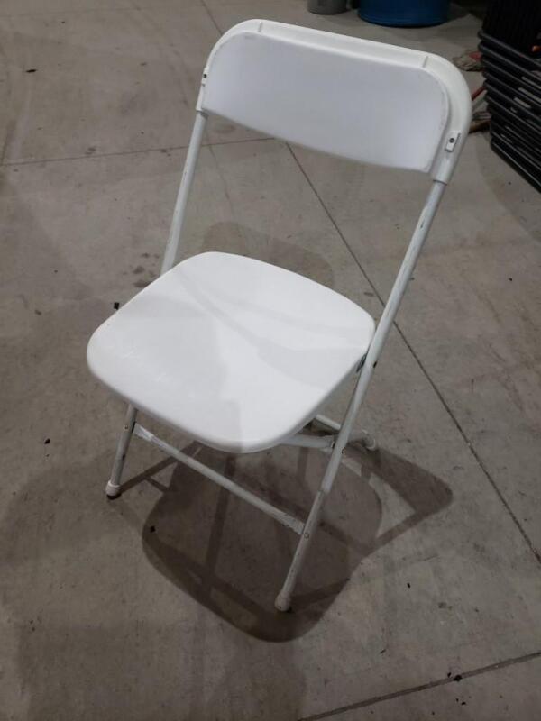 50 White Folding Chairs