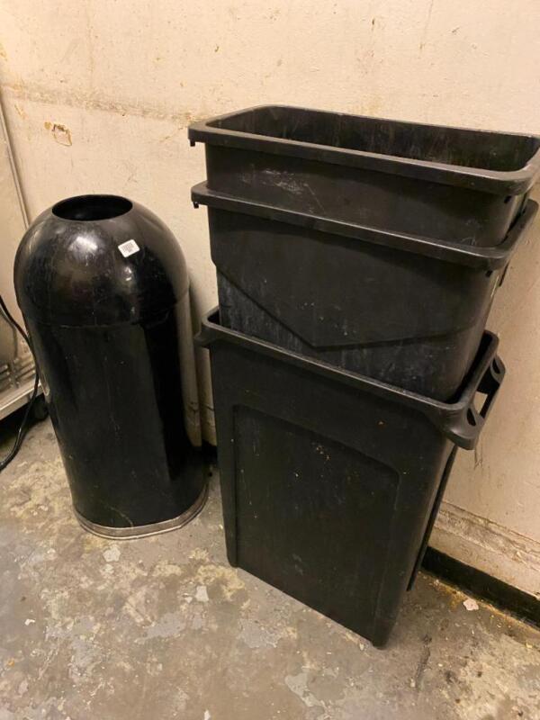 4 Waste Receptacles