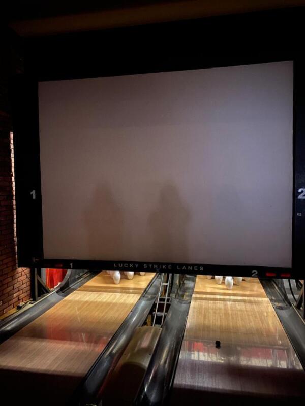 Projector Screen