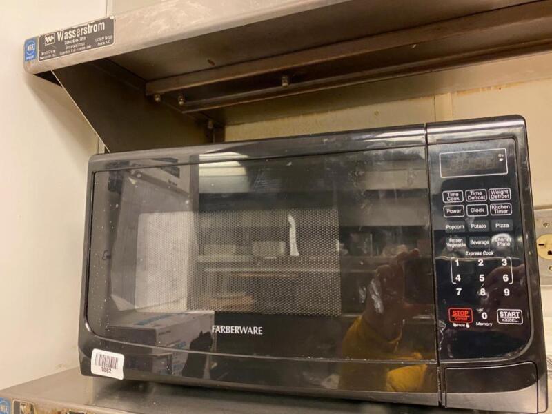 Farberware 700 Watts Microwave
