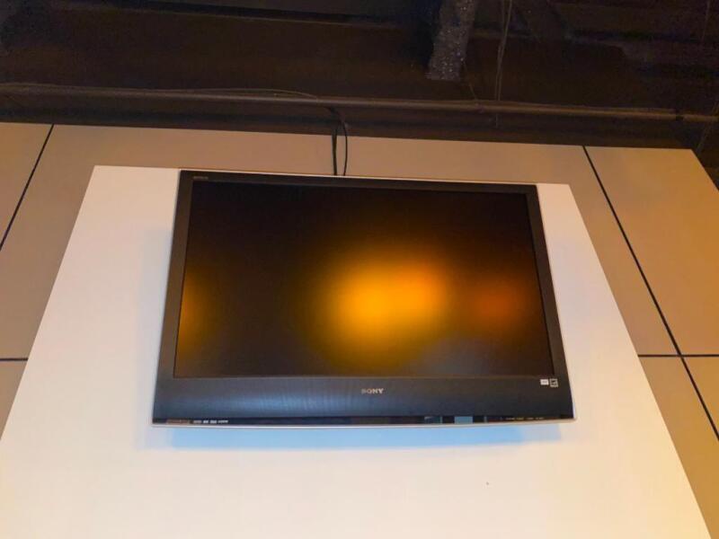 46" Sony HDTV