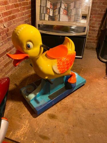 Duckie Kiddie Ride