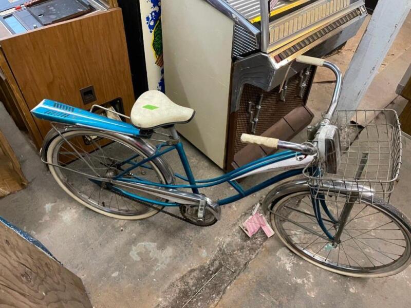 1960s Women’s Bicycle