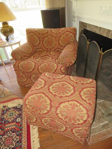 Mastercraft lounge chair and ottoman