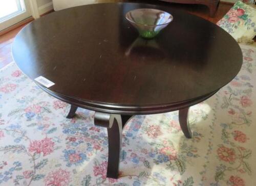 Round BOMBAY mahogany table