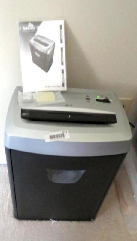 FELLOWS paper shredder