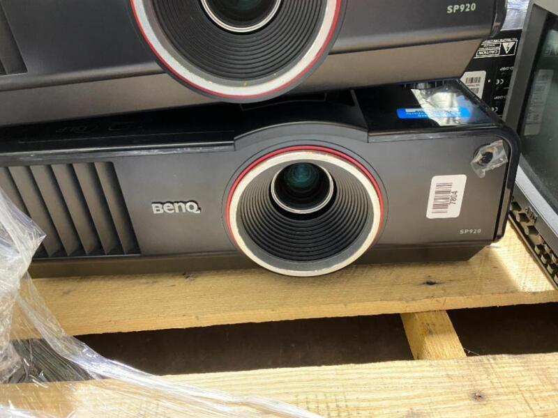 BENQ SP920 Projector