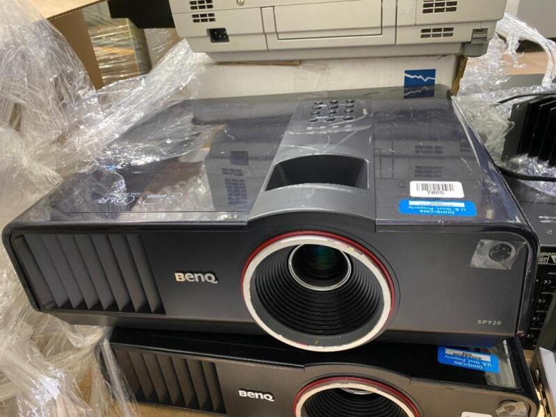 BENQ SP920 Projector