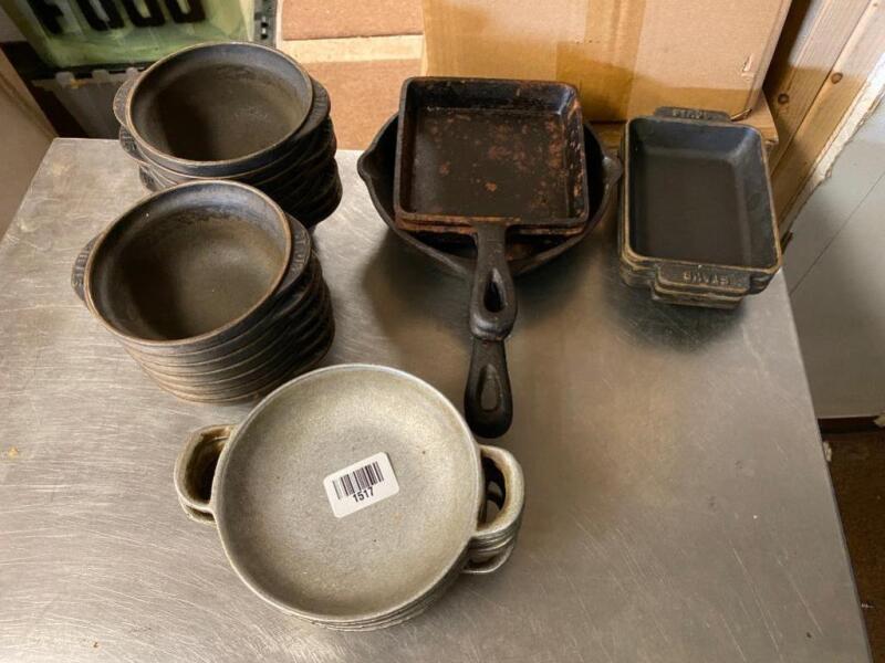 Assorted Small Cookwares