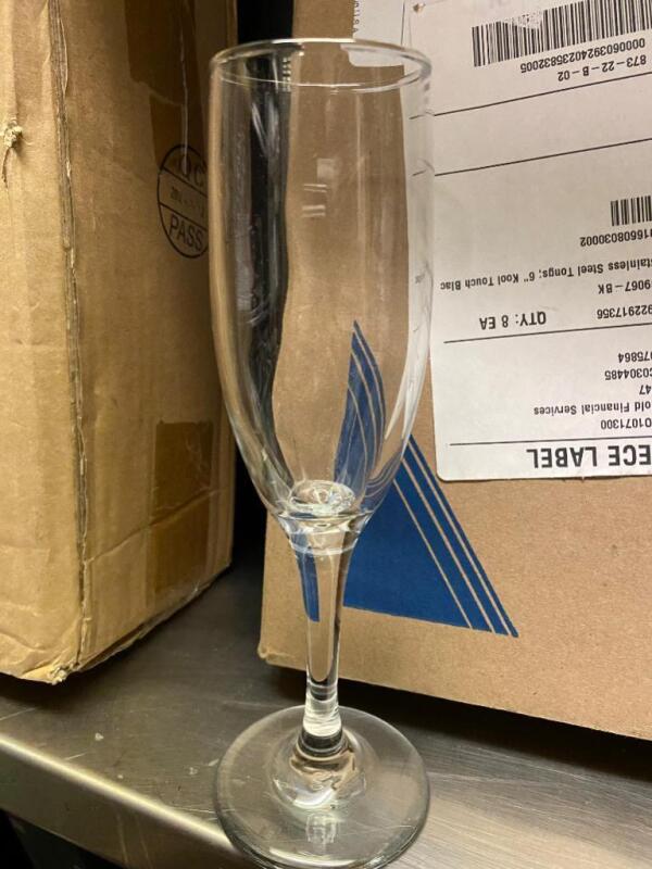 6 Champagne Flutes