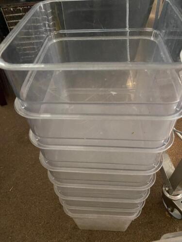 8 Food Storage Tubs