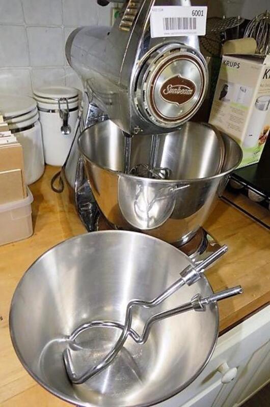 Kitchen / stand mixer