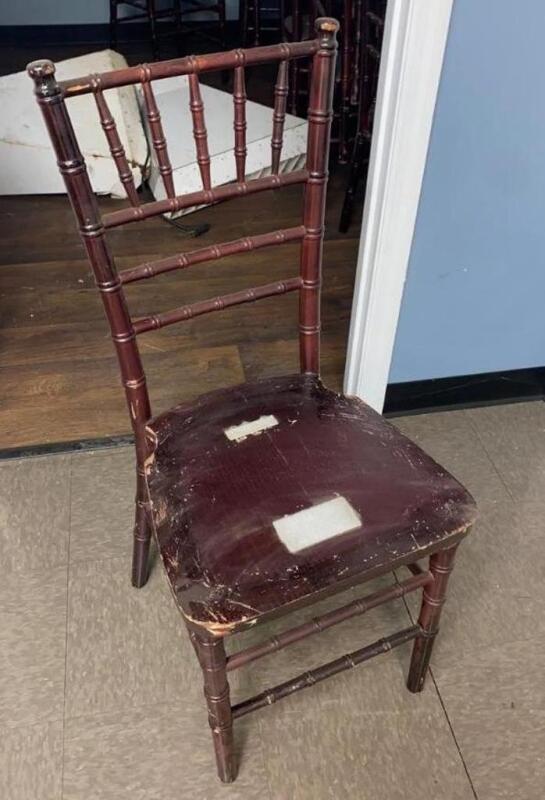 79 Mahogany Chiavari Chairs