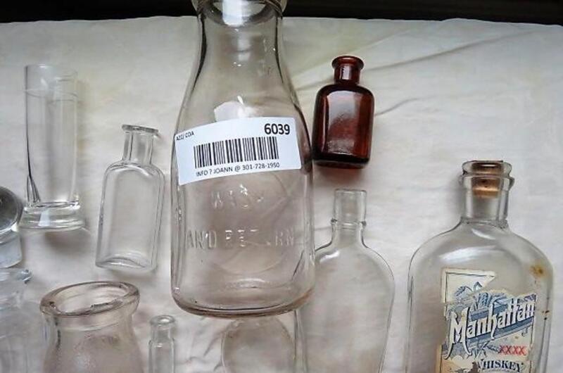 Box lot / old bottles