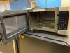 LG Countertop 1000W Microwave - 2
