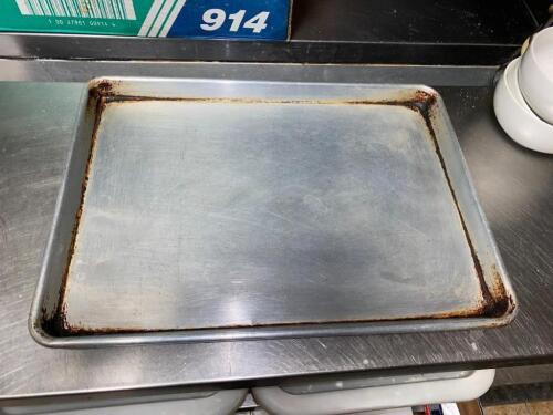 Lot of Assorted Baking Sheets