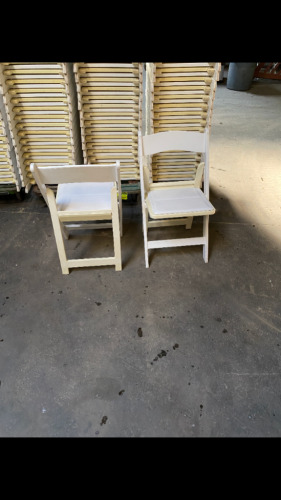 98 White Resin Folding Chairs